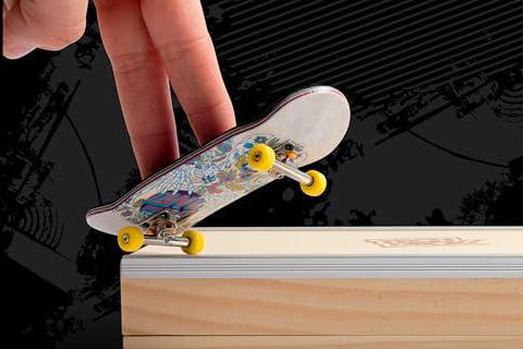 Fingerboarding