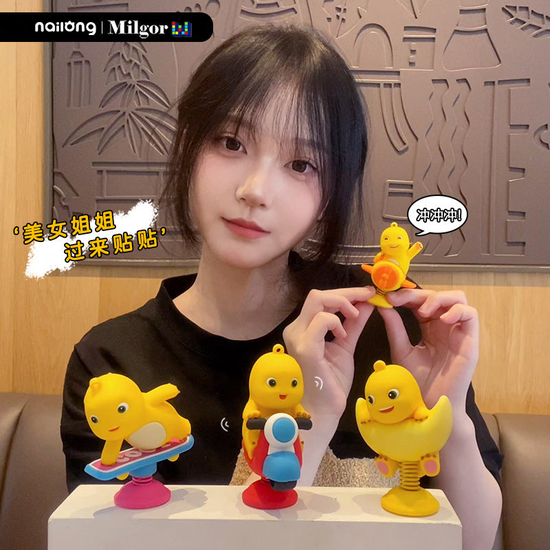 nailong blind boxes display